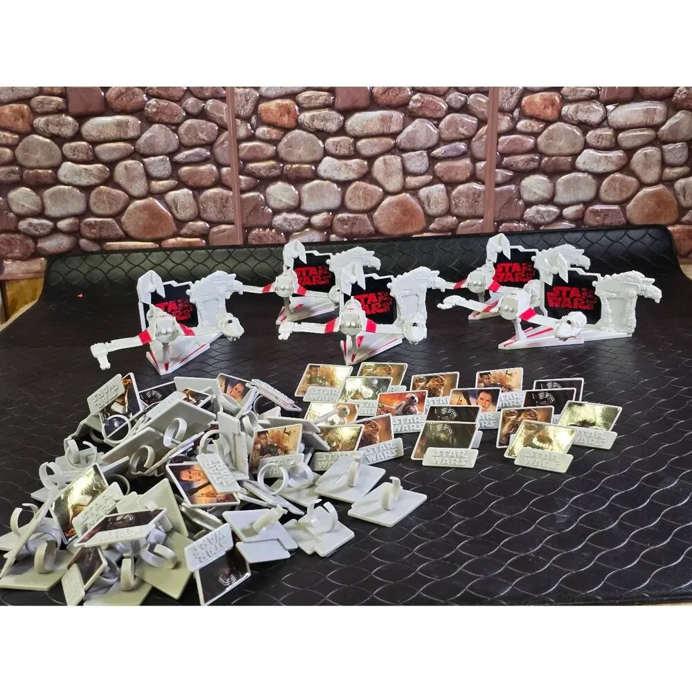 Star Wars The Last Jedi -5 Ski Speeder Cake Toppers and 80 Star Wars party favor
